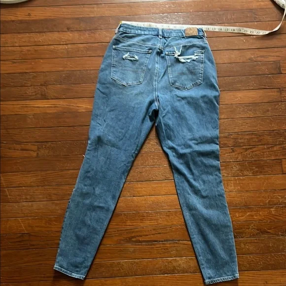 American Eagle Outfitters The Dream Curvy Hi-Rise Jegging - Picture 2 of 3